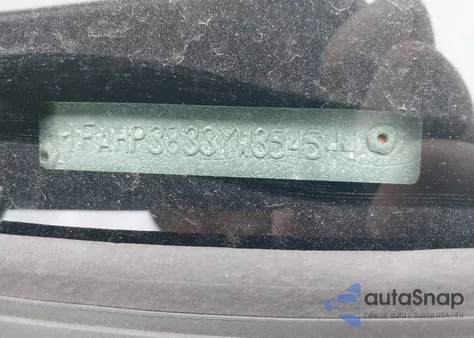 2000 Ford Focus Zts z USA, uszkodzony, nr VIN 1FAHP3833YW354544